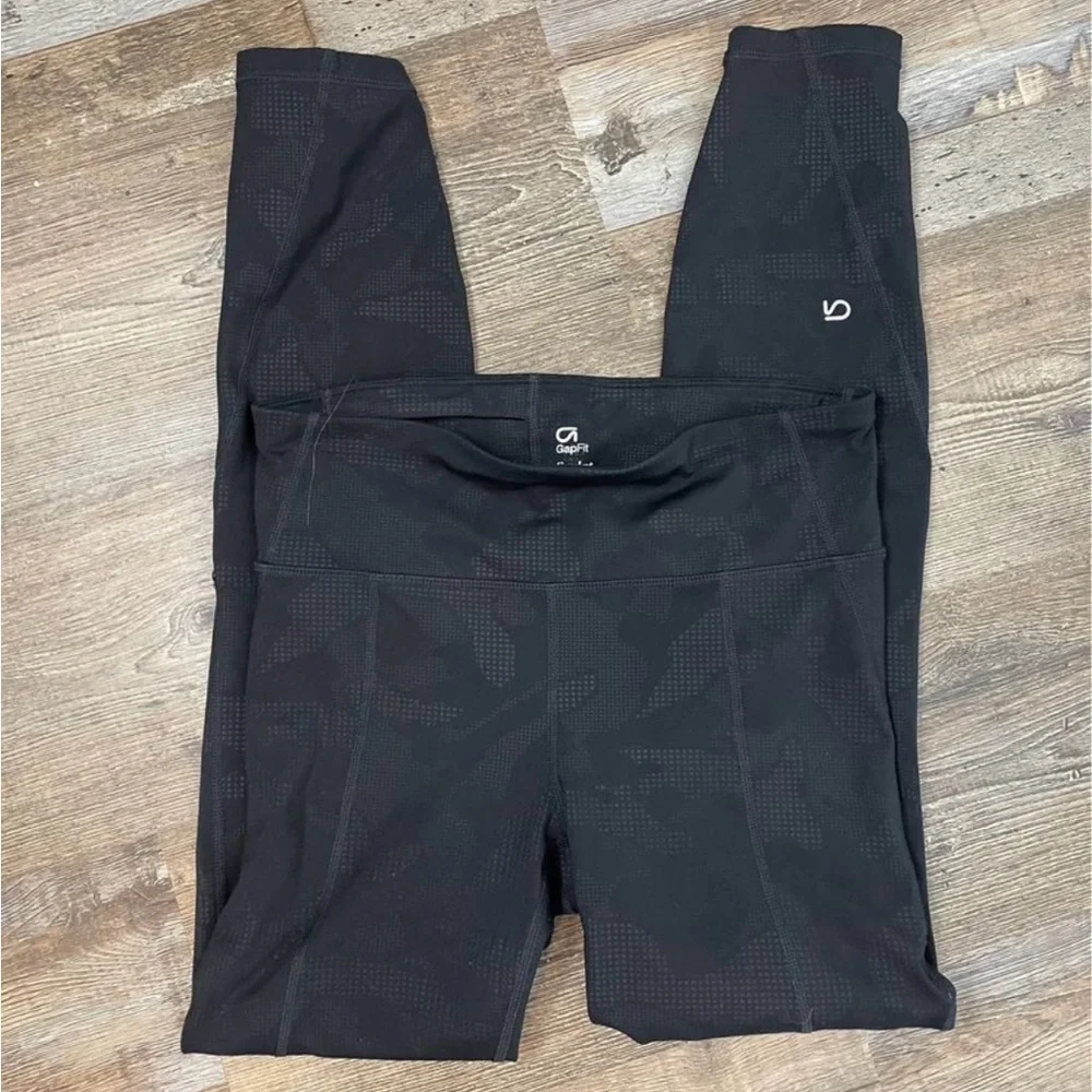 🎉2/$15 Gap Fit Sculpt Compression Small